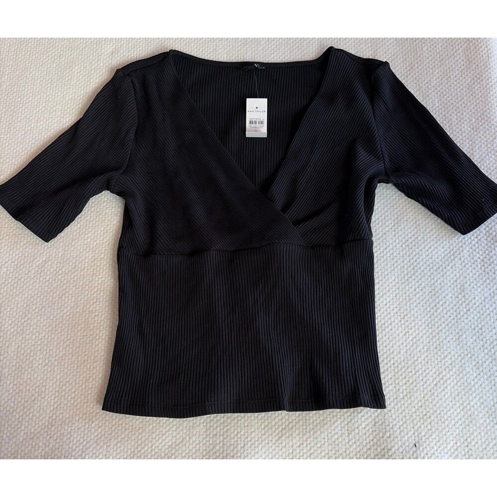 Ann Taylor Black Ribbed Surplice V-Neck Top Large NWT